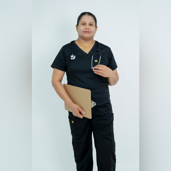 LARGE Size Drifit Top and Jogger Scrub Set - Picture 5 of 8